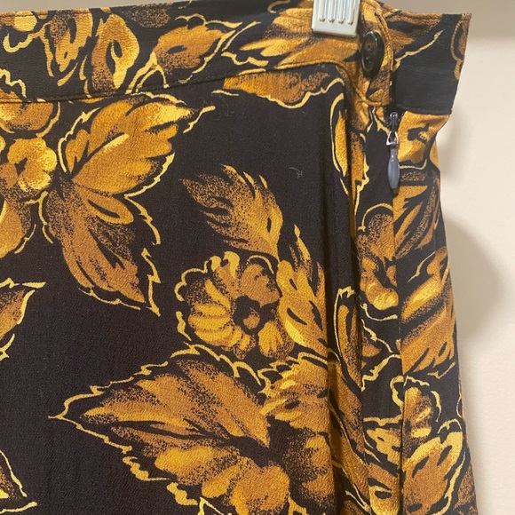 Vintage 90s Jones New York Black & Gold Yellow Maxi Floral Skirt - Picture 6 of 8